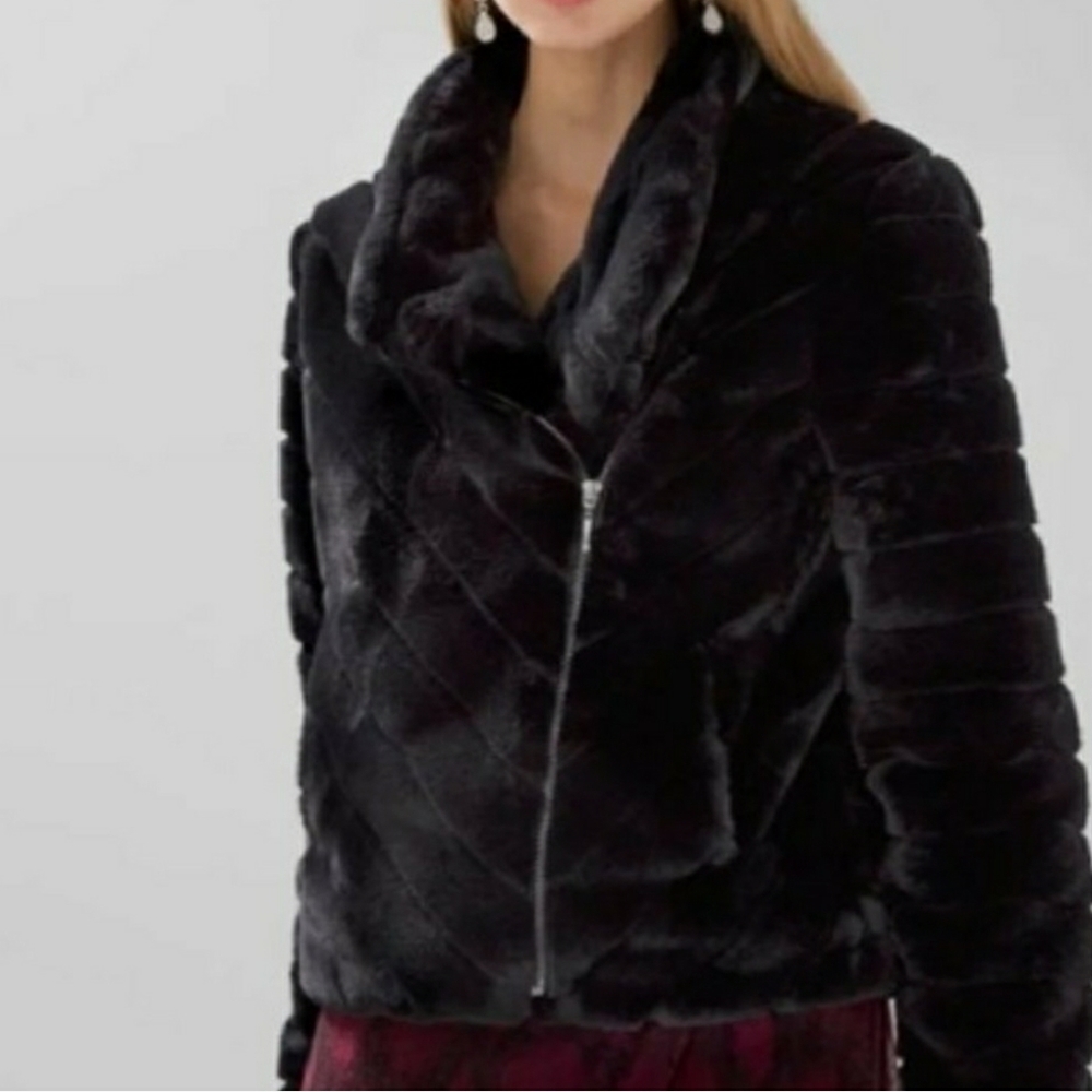 WHITE HOUSE BLACK MARKET Faux Fur Jacket WHBM sz Large *NEW*